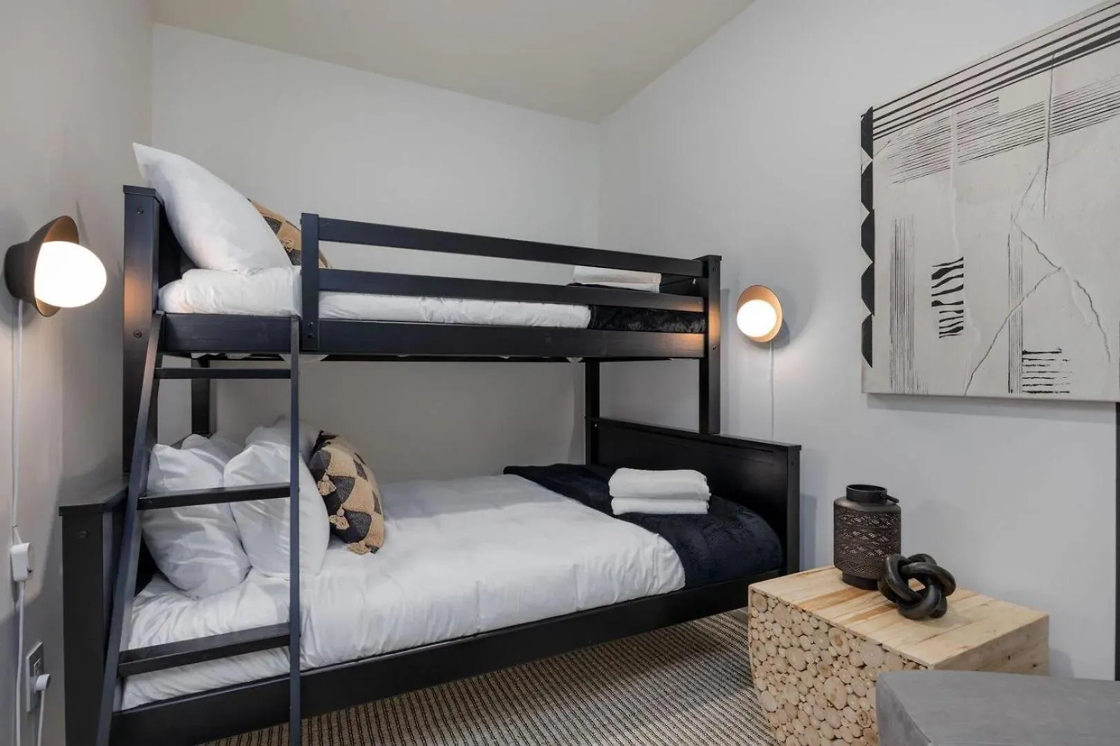 Plush Haven-2 Unit Combo-Walk To Broadway Nashville United States